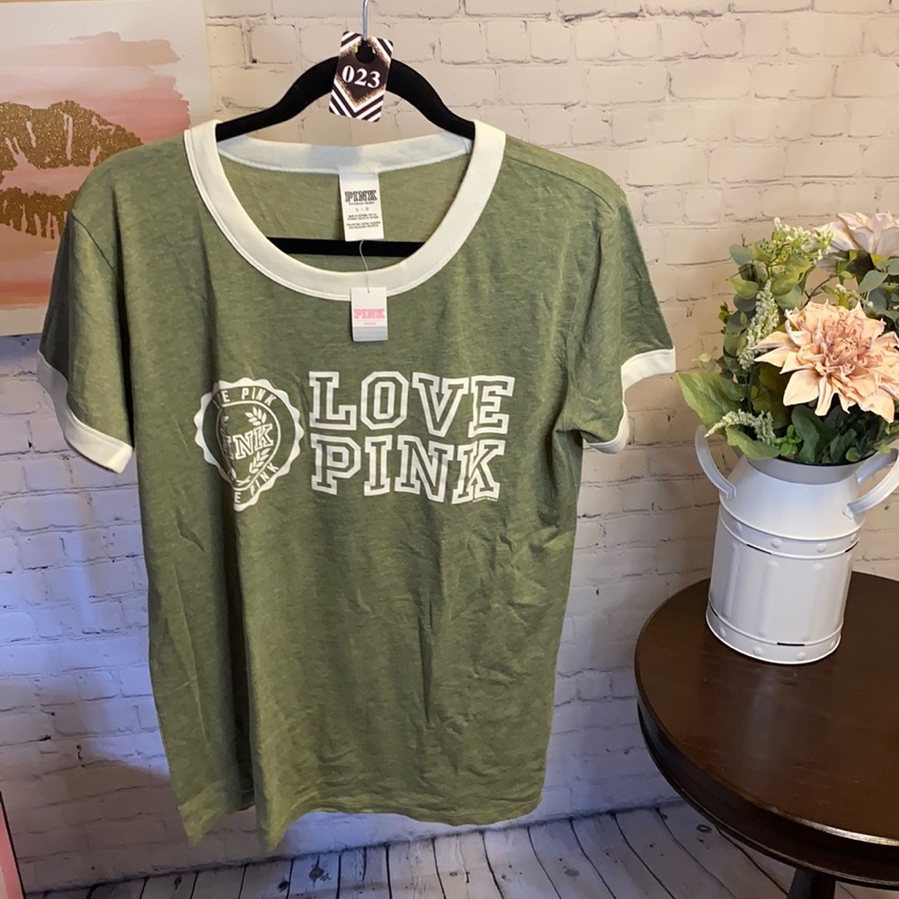 PINK Victoria’s Secret crewneck T-shirts